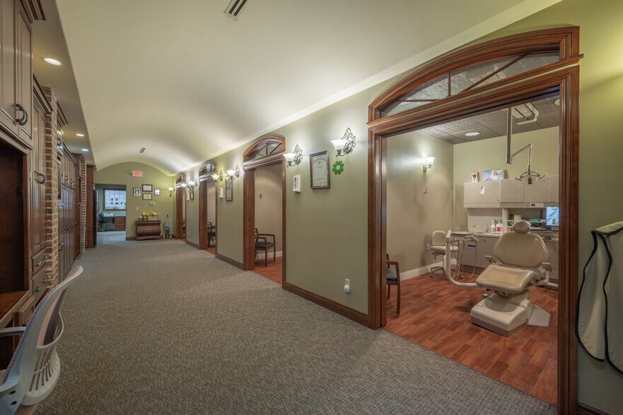 More Photos Of 410 S Pearl Ave, Joplin Office Residential For Sale