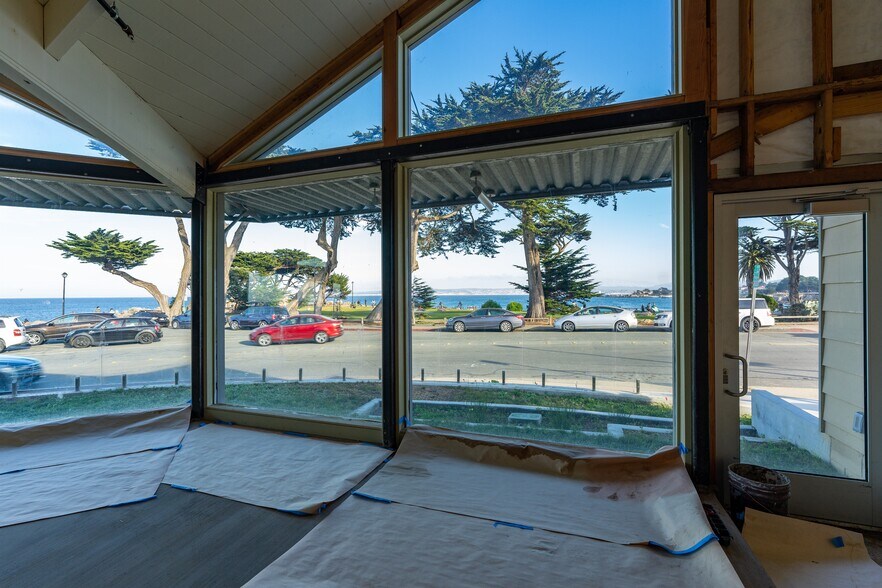 More Photos Of 631 Ocean View Blvd, Pacific Grove Restaurant For Lease