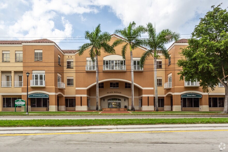 More Photos Of 15600 NW 67th Ave, Miami Lakes Office For Lease