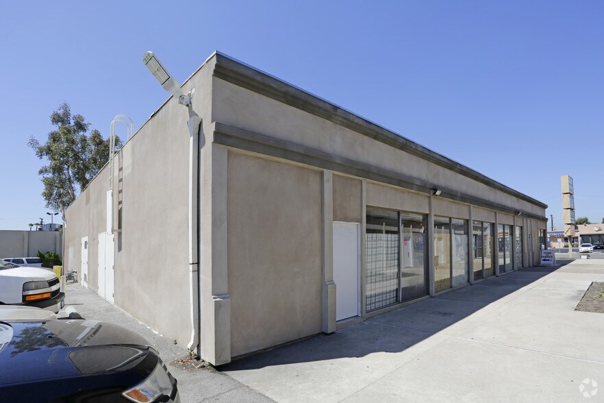 More Photos Of 840 N Euclid St, Anaheim Freestanding For Sale