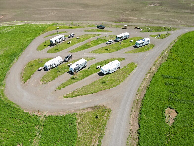 More Photos Of 110 Seubert Heights Dr, Cottonwood Trailer Camper Park For Sale