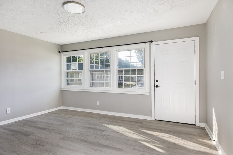 More Photos Of 157 Old Shaw Rd, Fayetteville Apartments For Sale