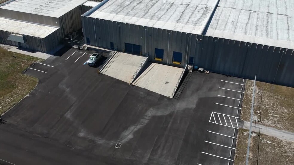 Primary Photo Of 1699 Hobbs Rd, Auburndale Warehouse For Lease