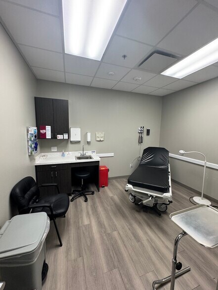 More Photos Of 1395 US Highway 183, Leander Unknown For Lease