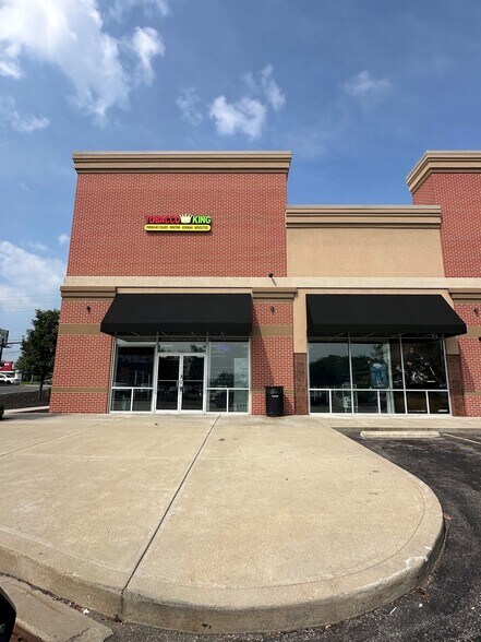 More Photos Of 8340 Colerain Ave, Cincinnati Unknown For Lease