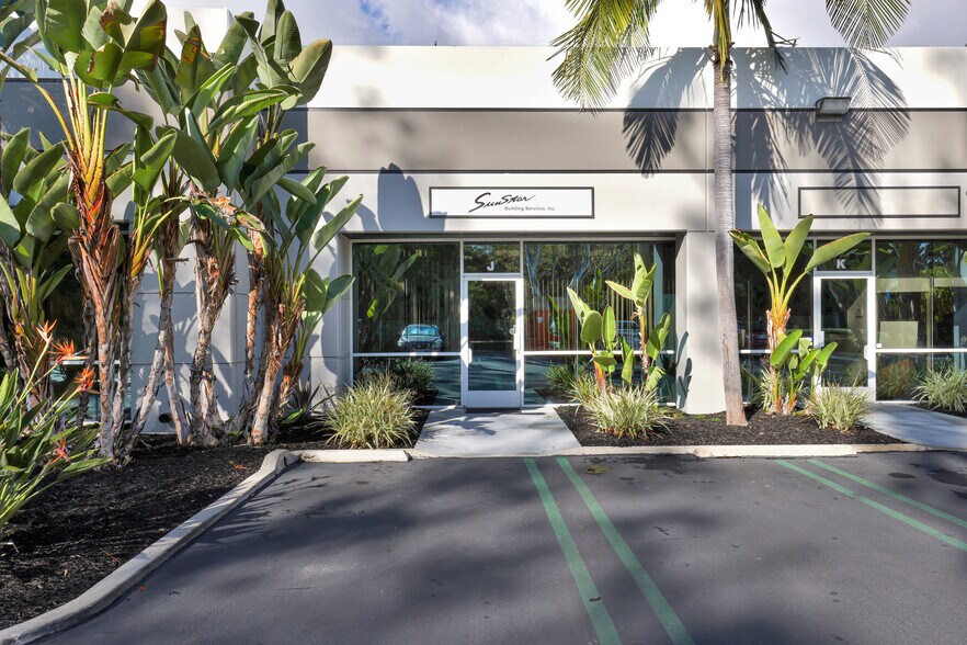 More Photos Of 23192 Alcalde Dr, Laguna Hills Warehouse For Sale