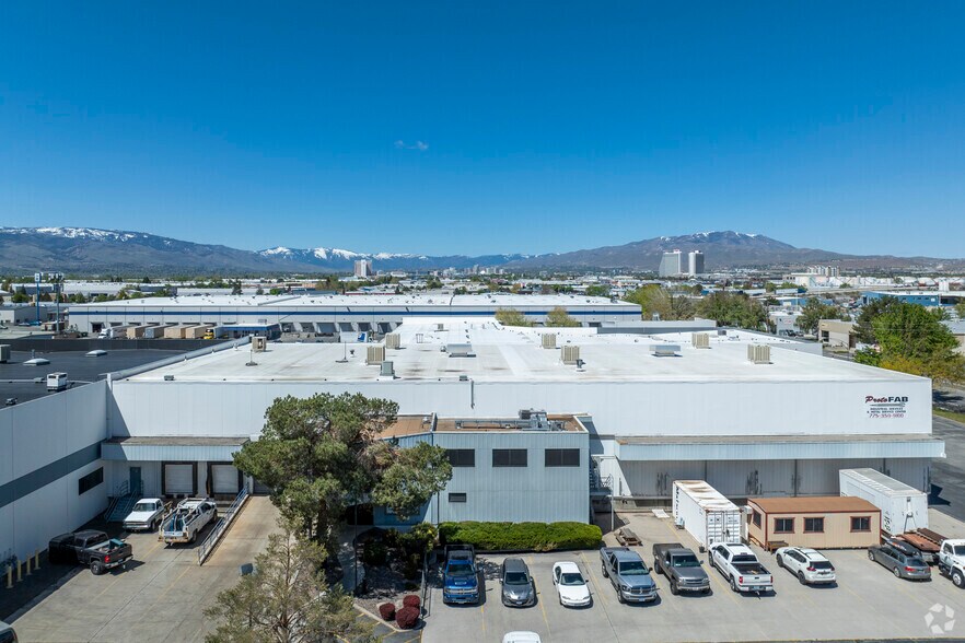 More Photos Of 685 E Glendale Ave, Sparks Distribution For Lease