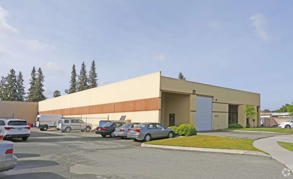 More Photos Of 1462 Seareel Pl, San Jose Warehouse For Sale
