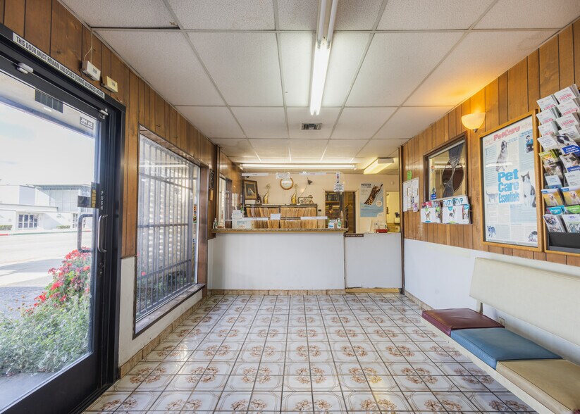 More Photos Of 11149 Garvey Ave, South El Monte Veterinarian Kennel For Sale
