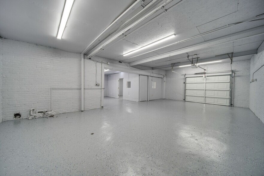 More Photos Of 239 Brookwood Ave NW, Concord Flex For Sale