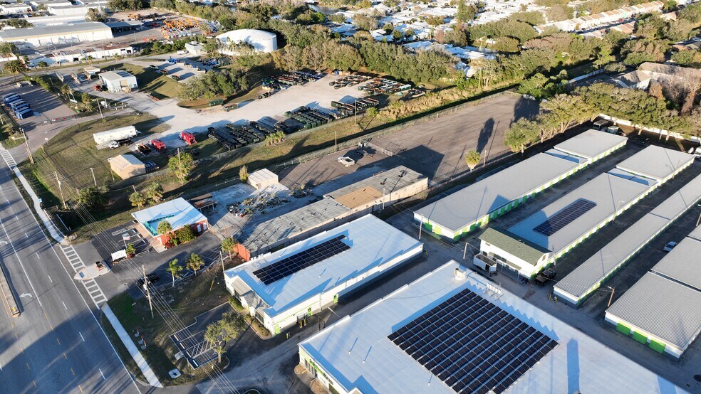 More Photos Of 1625 Starkey Rd, Largo Warehouse For Lease