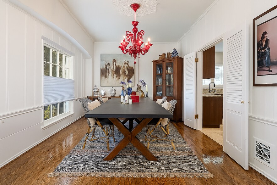 More Photos Of 208 El Camino Dr, Beverly Hills Apartments For Sale