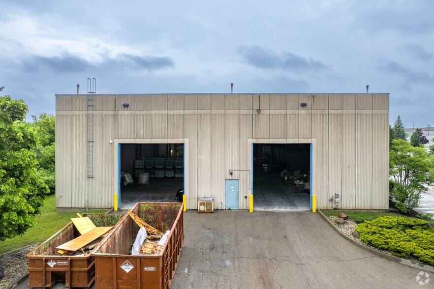 More Photos Of 45 Moyal Ct, Concord Manufacturing For Lease