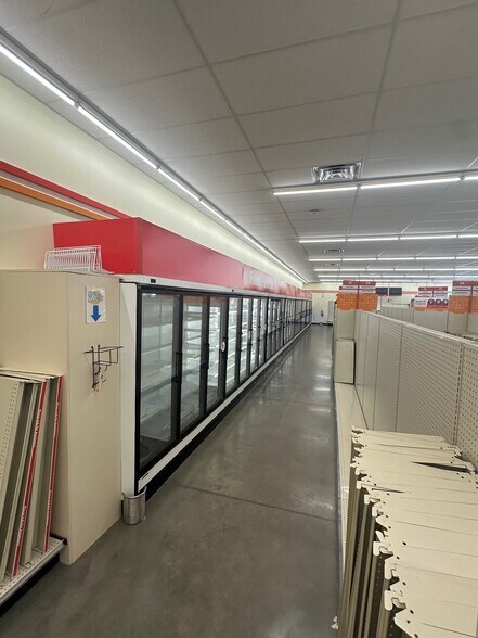 More Photos Of 60 Mike Parra Rd, Columbus Freestanding For Sale