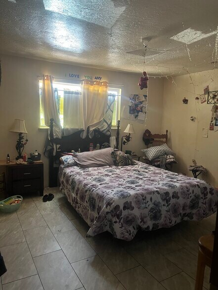 More Photos Of 145 Glorieta St NE, Albuquerque Apartments For Sale