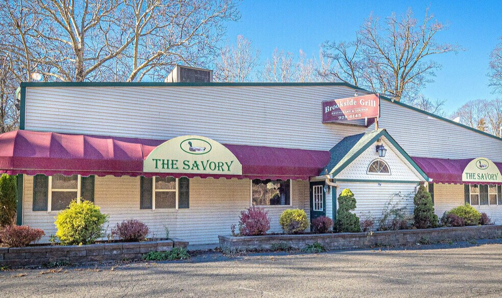 Primary Photo Of 923 State Route 32, Highland Mills Restaurant For Sale