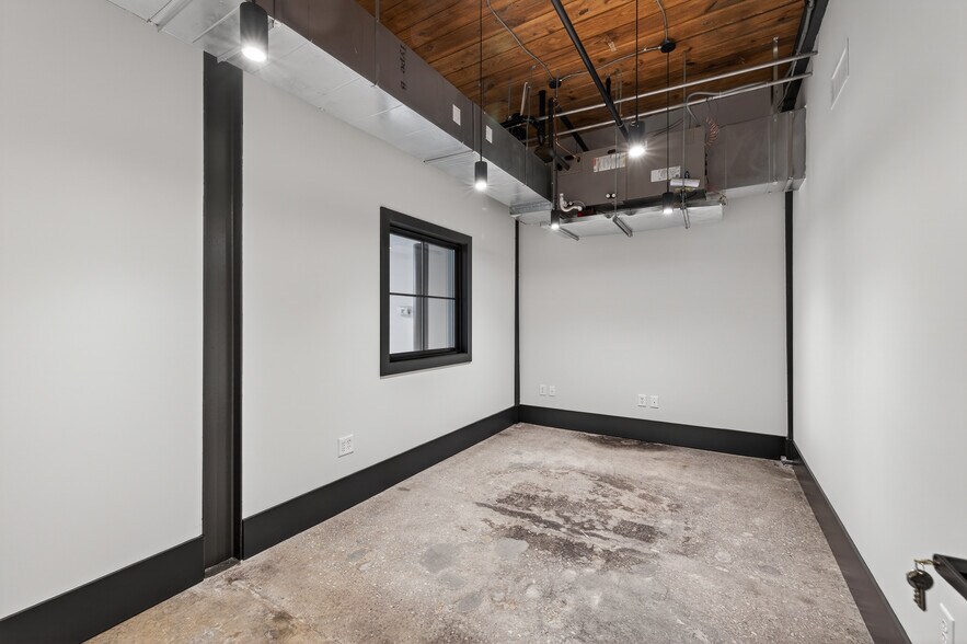 More Photos Of 200 Barrett St, Monroe Warehouse For Lease