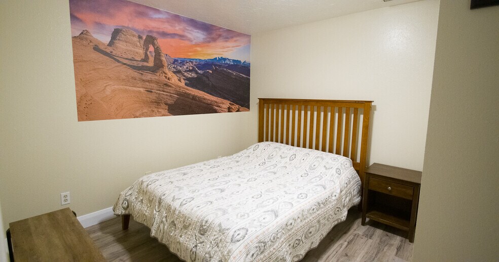 More Photos Of 397 N Wendy St, Torrey Specialty For Sale