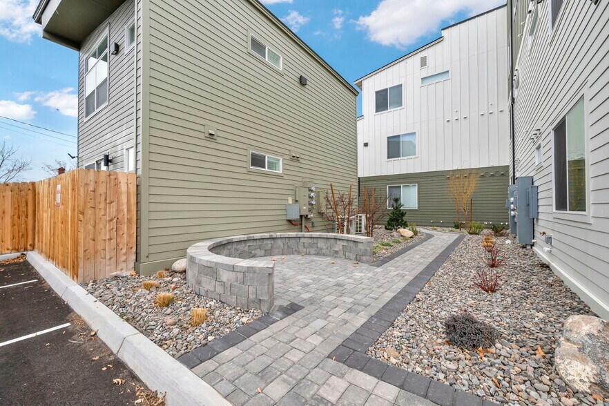 More Photos Of 542 7th St, Sparks Apartments For Sale