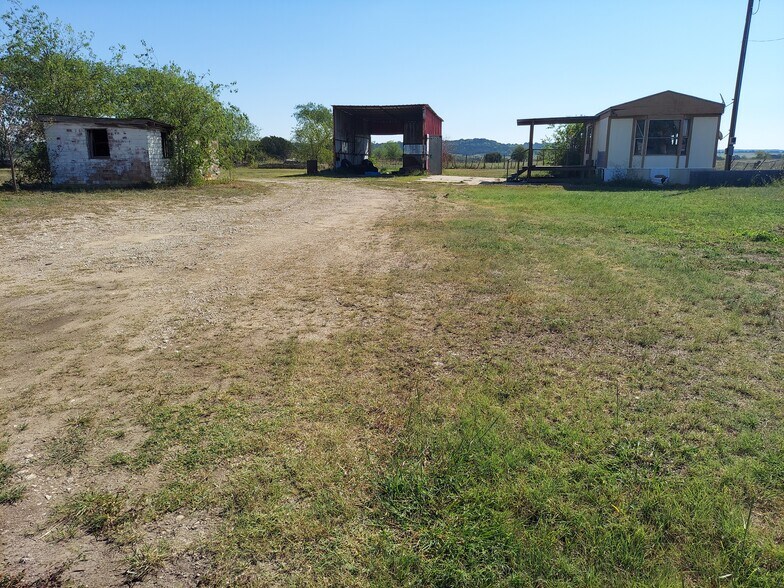 More Photos Of 3210 State Highway 36, Gatesville Specialty For Sale