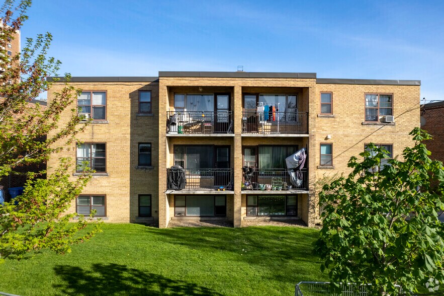 More Photos Of 27 Hotspur Rd, Toronto Apartments For Sale