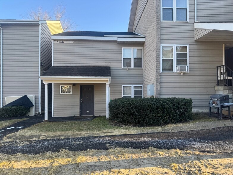 More Photos Of Capital Woods, Albany Apartments For Sale