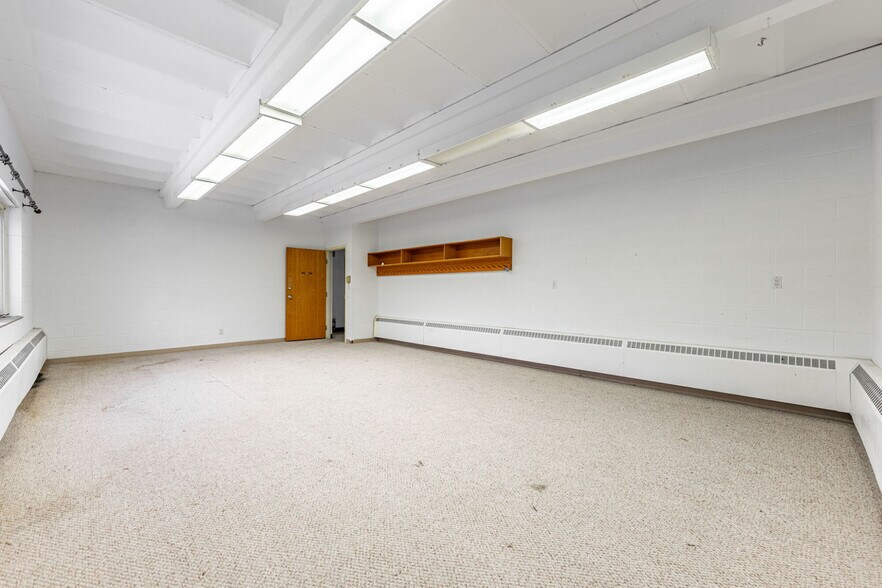 More Photos Of 1203 3rd Ave, Rockford Religious Facility For Sale