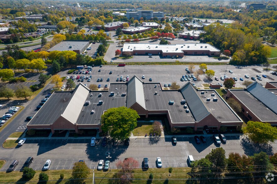 More Photos Of 235-241 W Schrock Rd, Westerville Office For Lease