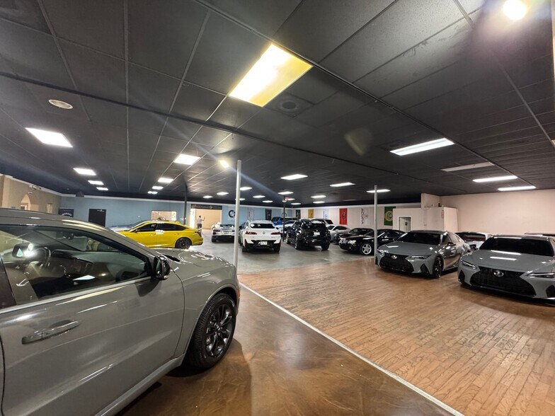 More Photos Of 4315 E Columbus Dr, Tampa Warehouse For Sale