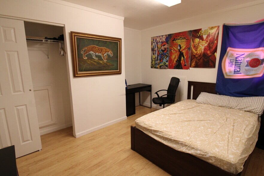 More Photos Of , Norfolk Multifamily For Sale