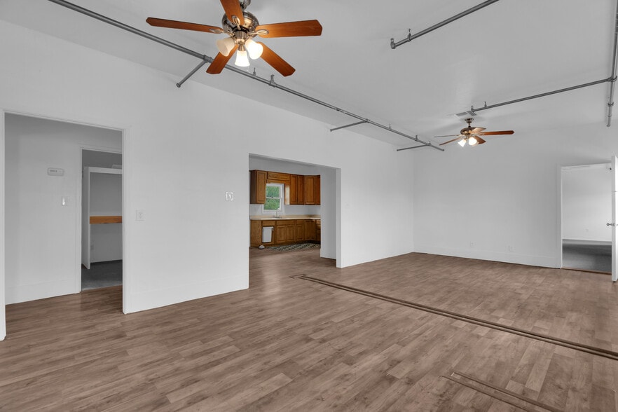 More Photos Of 639 N 6th Ave, Tucson Office For Sale