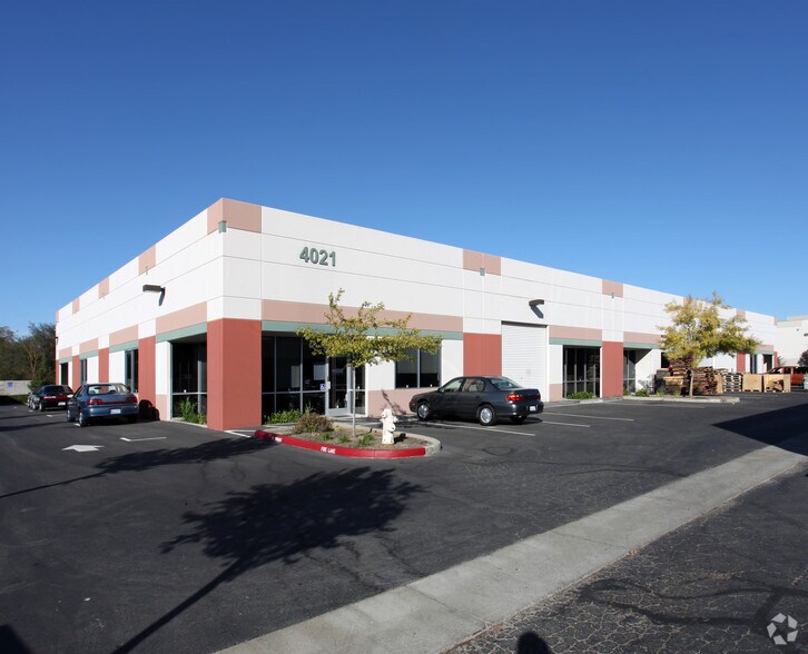 Primary Photo Of 4021 Alvis Ct, Rocklin Warehouse For Lease