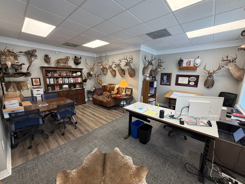 More Photos Of 2620 Brushy Creek Loop, Cedar Park Office For Lease