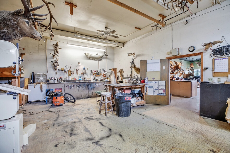 More Photos Of 5700 SE Foster Rd, Portland Storefront Retail Office For Sale