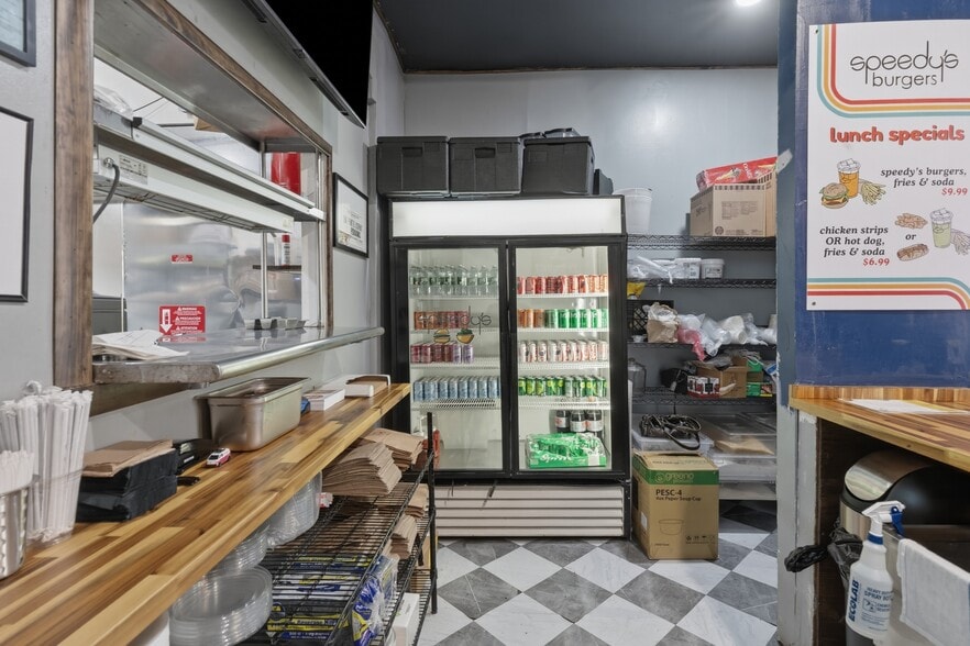 More Photos Of 154 Chestnut Ave, Jersey City Restaurant For Lease