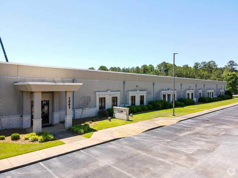 Primary Photo Of 1241 O.G. Skinner Dr, West Point Office For Sale