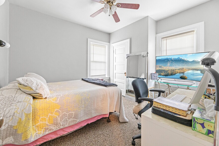 More Photos Of 203 Glamorgan St, Alliance Apartments For Sale