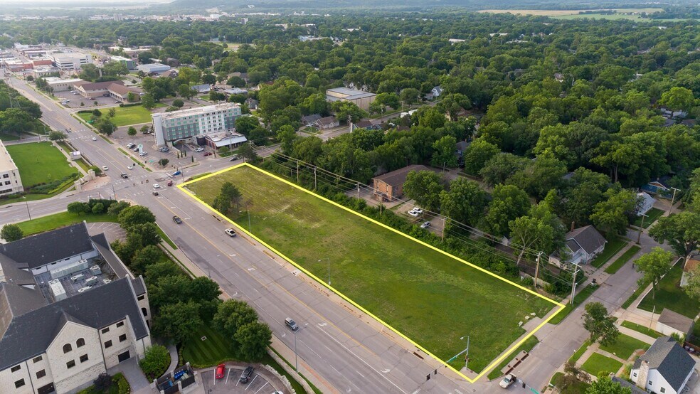 More Photos Of 1700 Anderson Ave, Manhattan Land For Sale