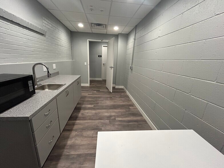 More Photos Of 3810 Pierce St, Wheat Ridge Office For Lease