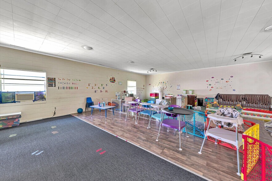 More Photos Of 2719 Colonial Ave SW, Roanoke Office For Sale