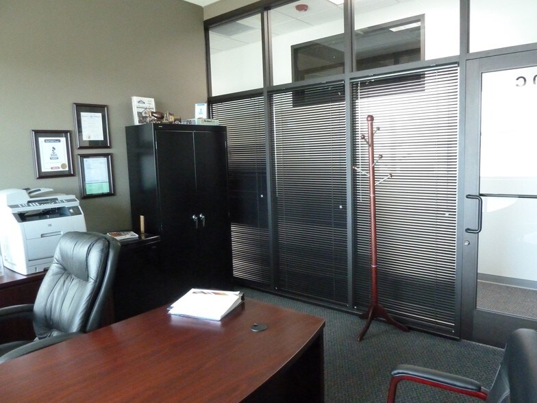 More Photos Of 23403 E Mission Ave, Liberty Lake Office For Lease