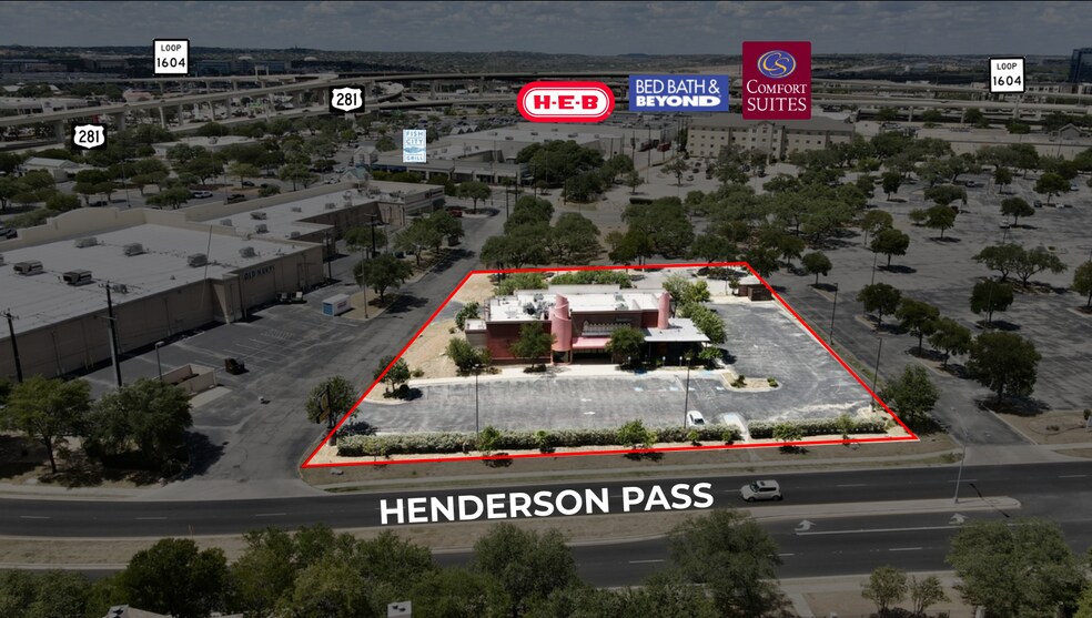 More Photos Of 17660 Henderson Pass, San Antonio Restaurant For Sale