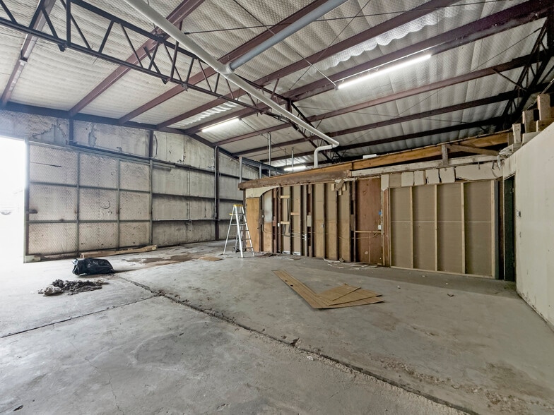 More Photos Of 14 N 10th St, Temple Research And Development For Sale