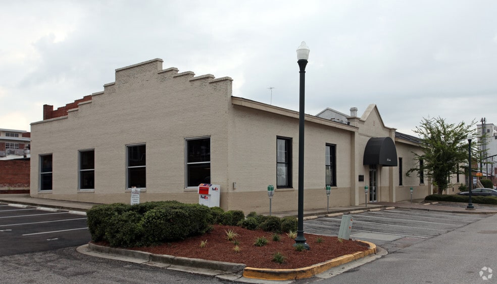 More Photos Of 801 Gervais St, Columbia Office For Lease