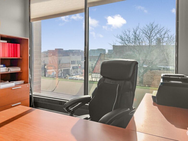 More Photos Of 5100 Main St, Downers Grove Medical For Lease