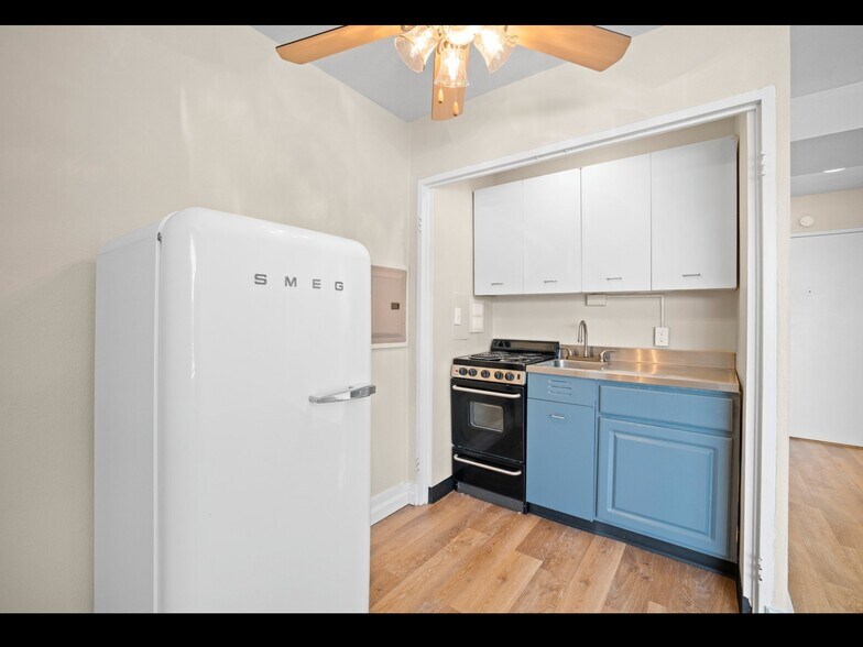 More Photos Of 1717 SW Park Ave, Portland Multifamily For Sale