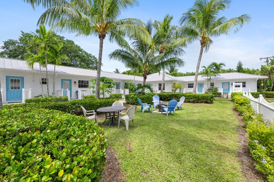 More Photos Of 2502 Tamarind Dr, Hutchinson Island Hotel For Sale