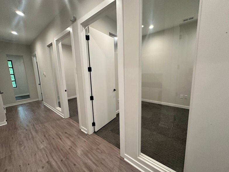 More Photos Of 6110 McFarland Station Dr, Alpharetta Office For Lease