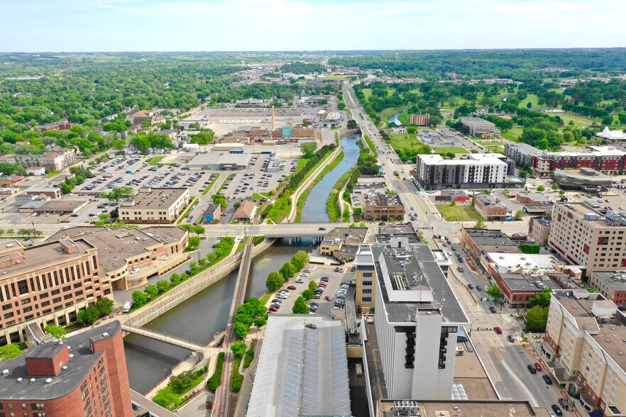 More Photos Of 220 Broadway Ave S, Rochester Office For Sale