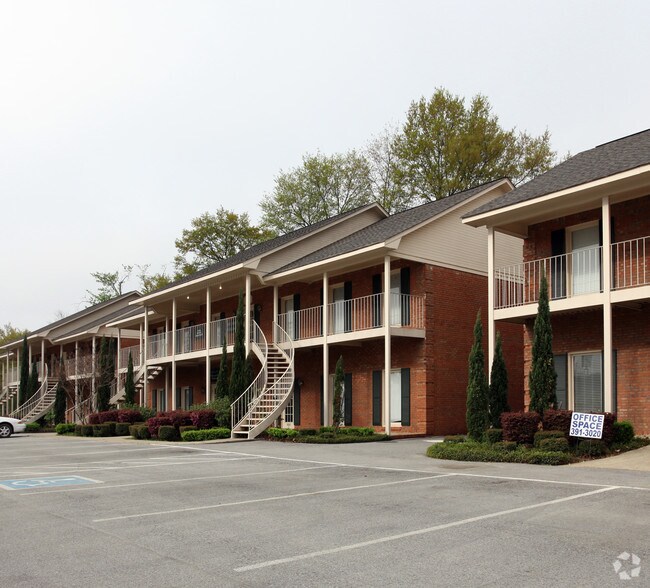 Primary Photo Of 2120 McFarland Blvd E, Tuscaloosa Office For Lease
